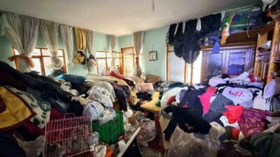 Kepez Belediyesi, Düdenbaşı Mahallesi 2324 Sokak’ta apartman sakinlerinden gelen şikayetler