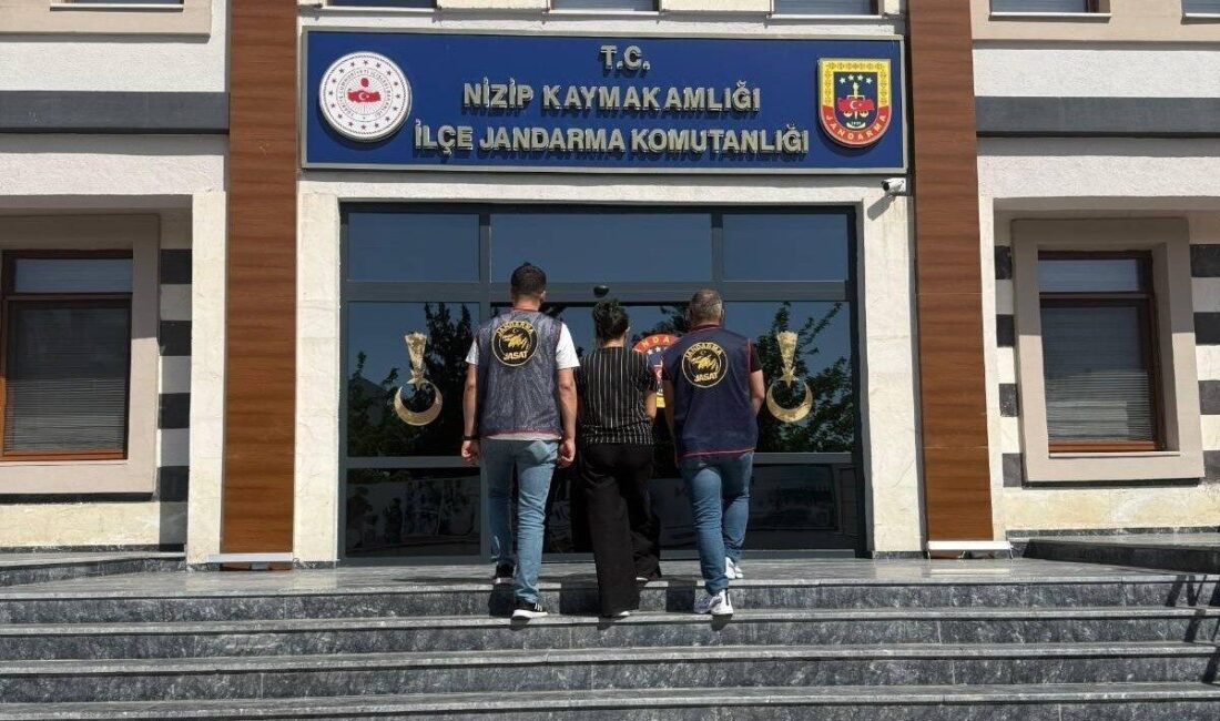Gaziantep’te silahlı yağma suçundan 15 yıl kesinleşmiş hapis cezasıyla aranan