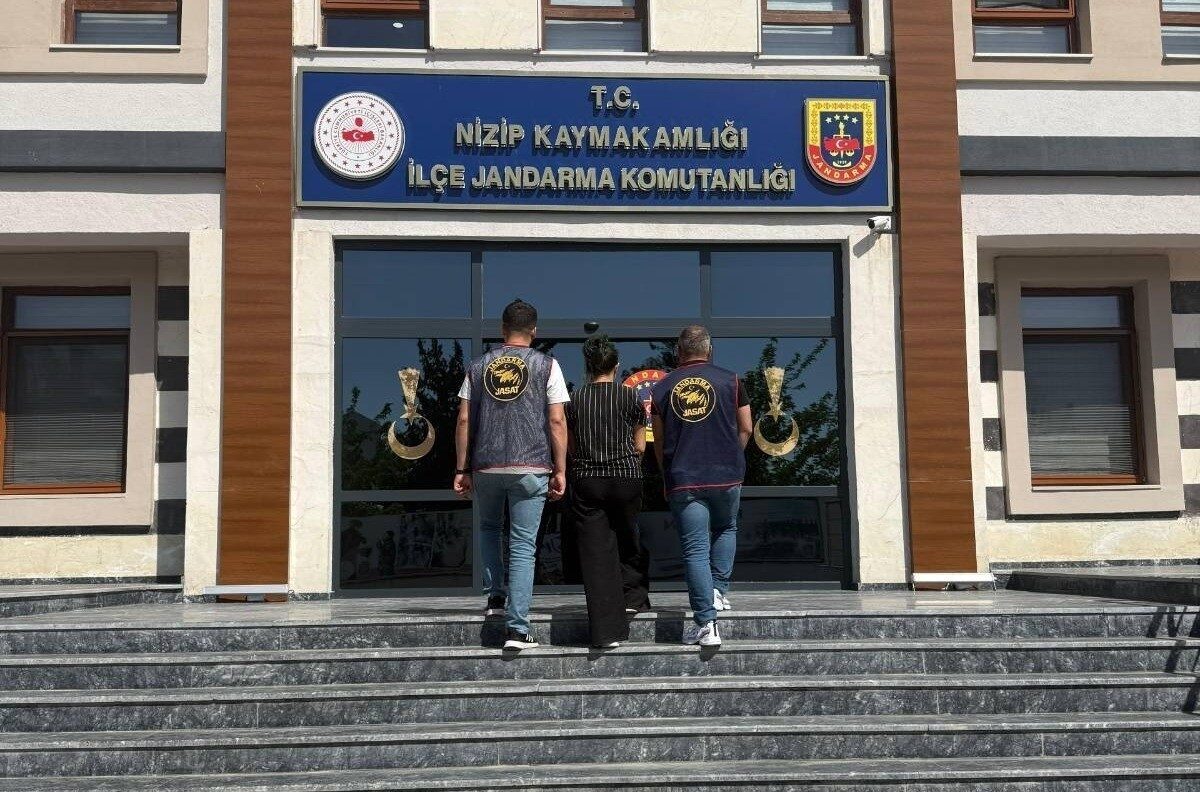 Gaziantep’te silahlı yağma suçundan 15 yıl kesinleşmiş hapis cezasıyla aranan