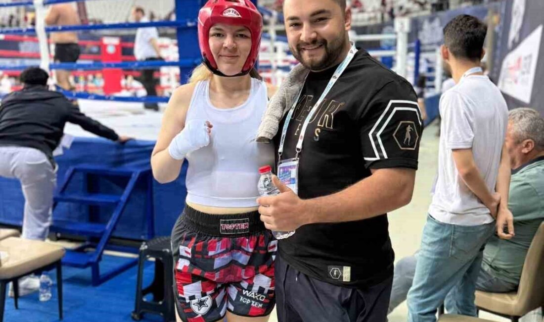 Antalya’da düzenlenen Kickboks Dünya Kupası’na katılan Kayserili sporcular 3 altın,