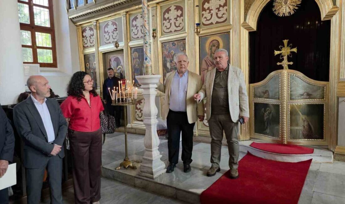 Edirne’de bulunan Sveti Georgi Kilisesi’nde gerçekleştirilecek ayin sırasında Bulgarca ve