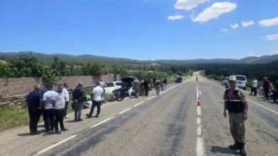 Kilis’te pikap ile otomobilin çarpışması sonucu 9 kişi yaralandı. Edinilen