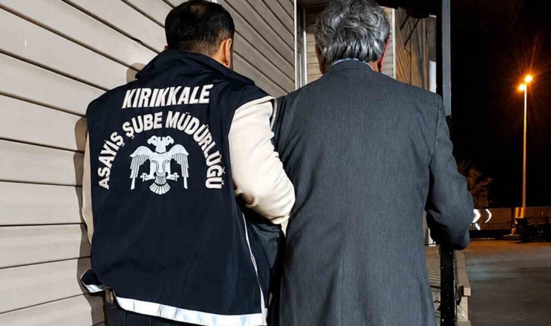 Kırıkkale’de polis ekiplerince yürütülen çalışmalarda, haklarında kesinleşmiş hapis cezası bulunan