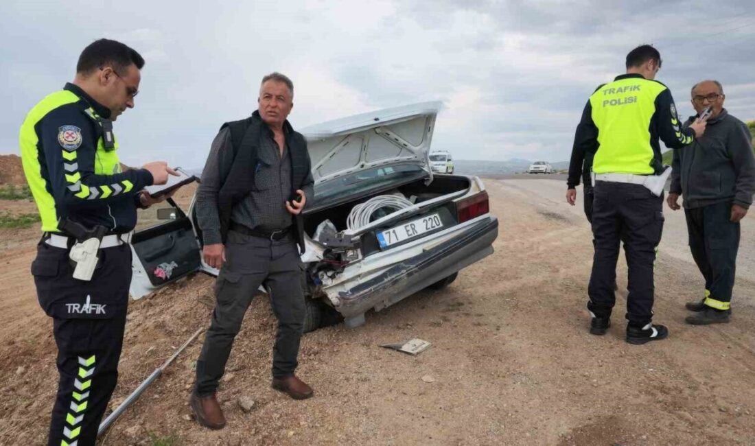Kırıkkale’de iki otomobilin çarpışması sonucu meydana gelen trafik kazasında 2