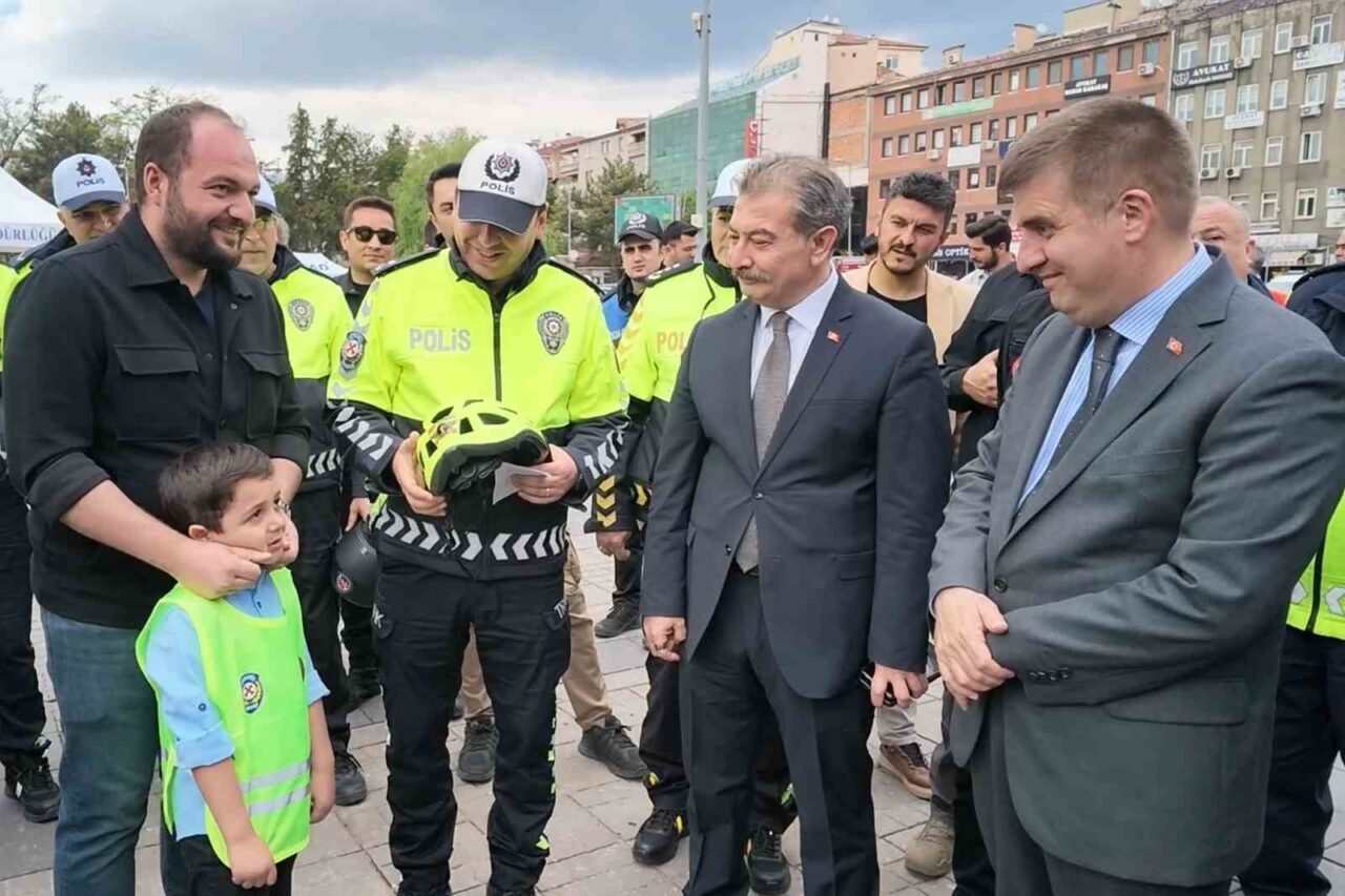 Kırıkkale’de Karayolu Güvenliği ve Trafik Haftası kapsamında düzenlenen etkinlikte, kaza