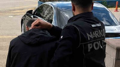 Kırıkkale’de polis ekiplerince düzenlenen uyuşturucu ve silah operasyonlarında uyuşturucu madde,