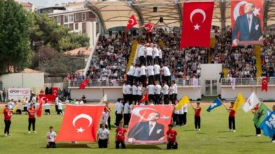 Kırklareli’nde 19 Mayıs Atatürk’ü Anma, Gençlik ve Spor Bayramı coşkuyla