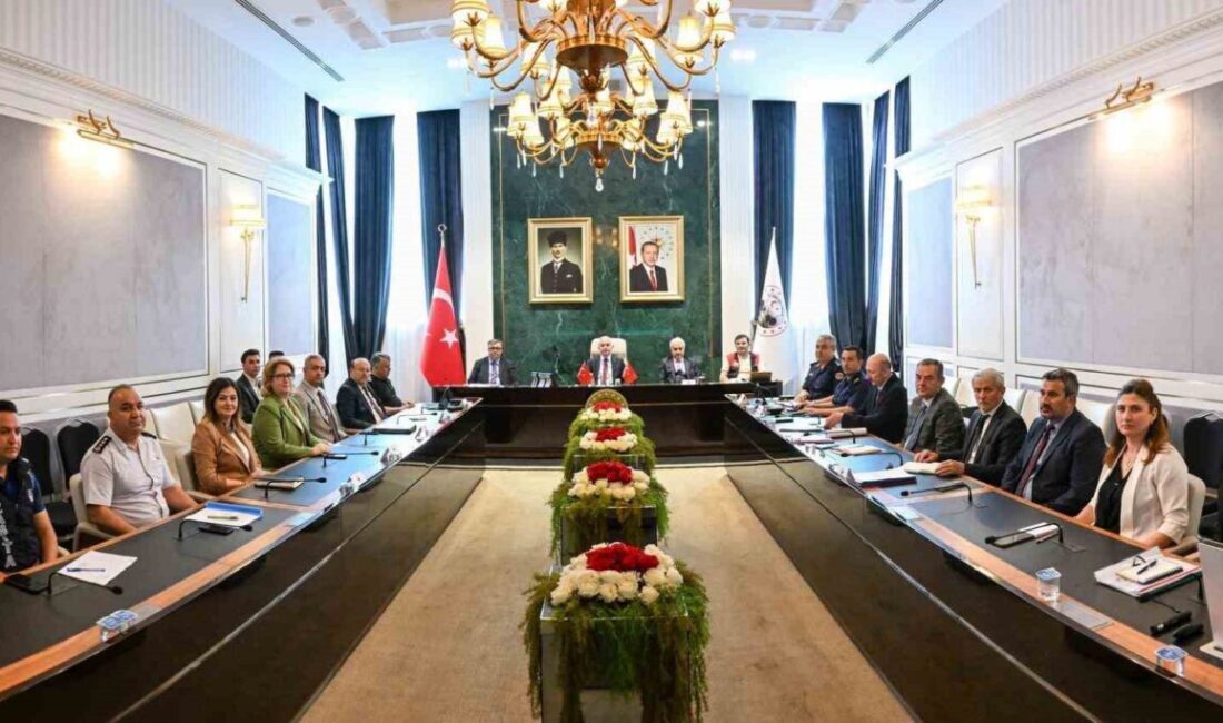 Kırklareli Valisi Uğur Turan başkanlığında “Okul ve Çevresi Güvenlik Tedbirleri