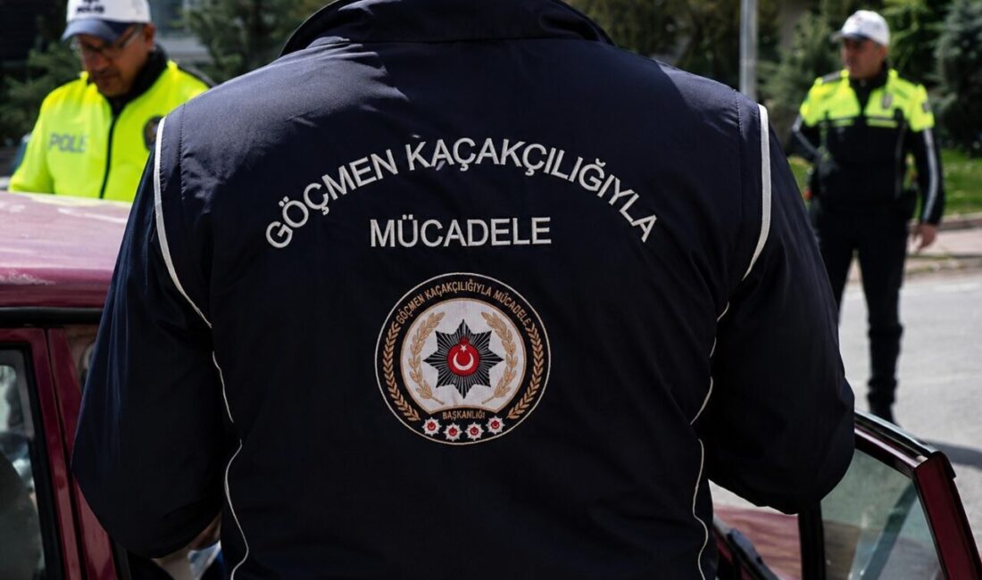 Kırşehir’de Göçmen Kaçakçılığıyla Mücadele ve Hudut Kapıları Şube Müdürlüğü ekiplerince