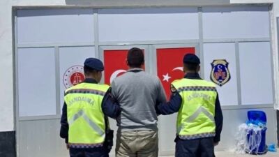 Kırşehir’de jandarma tarafından düzenlenen operasyonda, hakkında kesinleşmiş 8 yıl 4