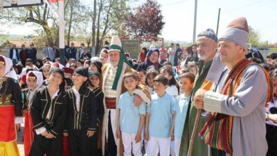 Kırşehir’de hıdırellez coşkusu, temsili Ahi Evran, Hacı Bektaş Veli ve
