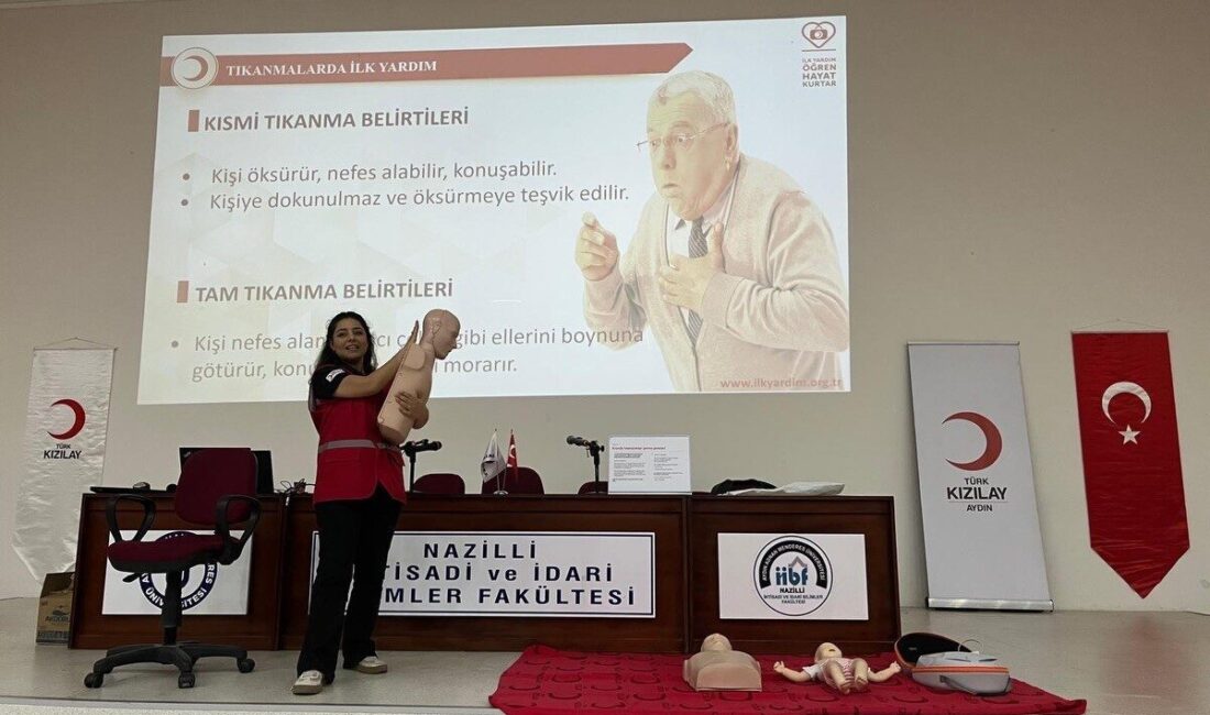 Türk Kızılay Aydın İl Başkanlığı tarafından Aydın Adnan Menderes Üniversitesi