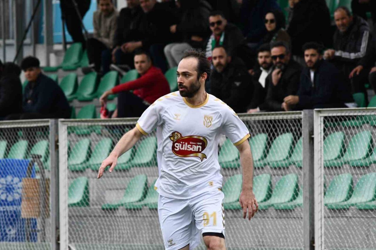 Kocasinan Şimşekspor bu sezon rakip filelere 45 gol atarken bu