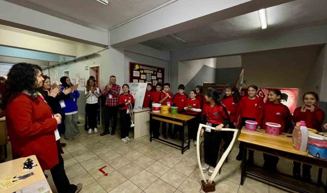 Zonguldak Köksal Toptan Ortaokulu tarafından düzenlenen TÜBİTAK 4006 Bilim Fuarı,
