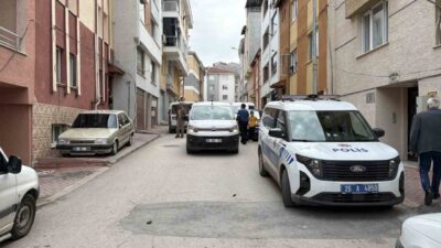Eskişehir’de kombi bakımına gittiği bir evin sahibi ve komşusuyla kavga