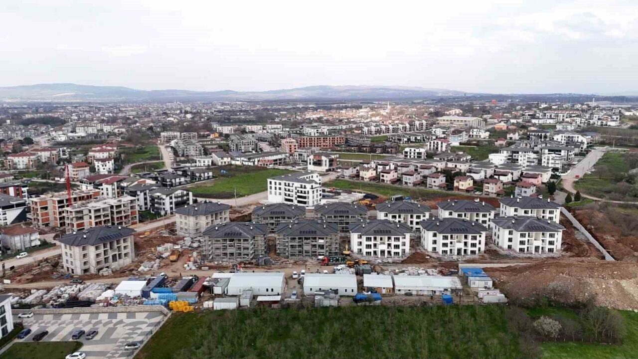Kocaeli’de hayata geçirilen Kartepe Kent Konut Evleri projesinde ön satış