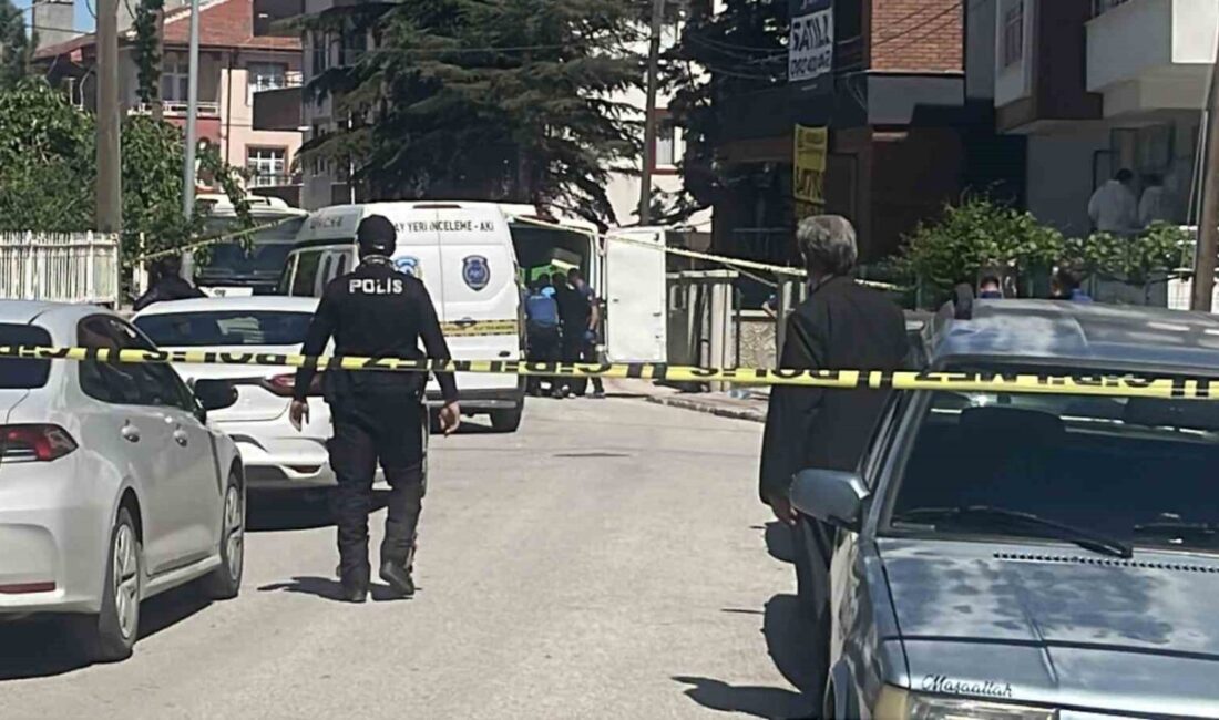 Konya’da çıkan tartışmada babası ve annesini bıçaklayarak öldüren 22 yaşındaki