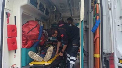 Konya’nın Seydişehir ilçesinde otomobil ile motosikletin çarpışması sonucu meydana gelen
