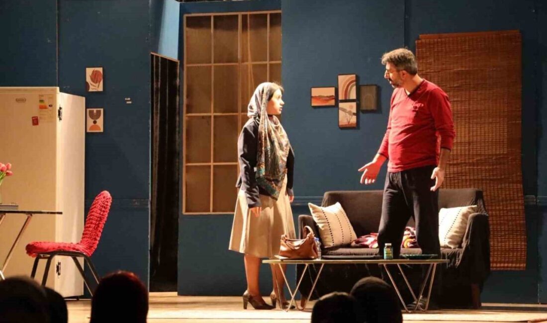 Körfez’de mayıs ayı kültür ve sanat etkinlikleri kapsamında sahnelenen “Geç