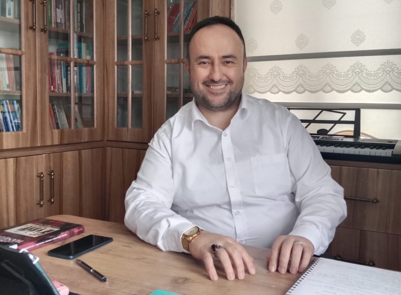 Düşünce Rotası Derneği Genel Başkanı Fatih Köse, annenin iş hayatı