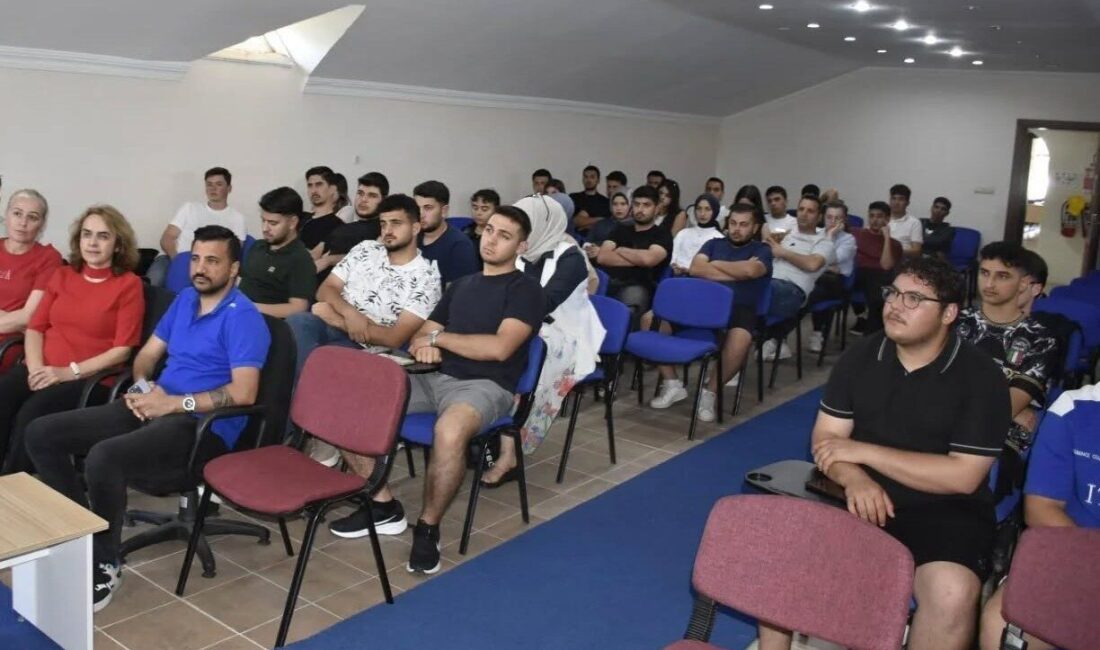 Muğla’nın Köyceğiz ilçesi Meslek Yüksekokulu’nda düzenlenen seminerde tarımın ekonomik kalkınmadaki