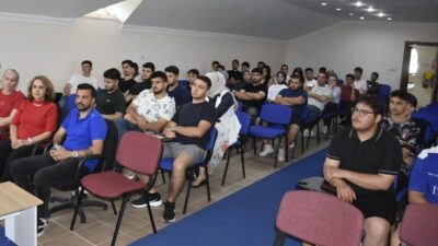 Muğla’nın Köyceğiz ilçesi Meslek Yüksekokulu’nda düzenlenen seminerde tarımın ekonomik kalkınmadaki