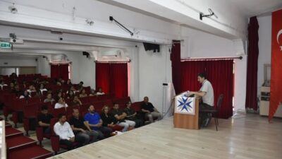 Muğla’nın Köyceğiz ilçesi Meslek Yüksek Okulu’nda sektörle buluşma söyleşi etkinliği