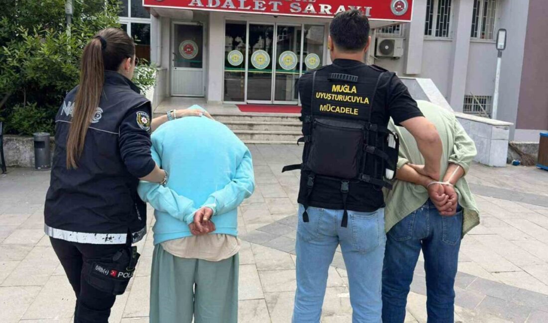 Muğla’nın Köyceğiz ilçesinde uyuşturucu madde ile yakalanan iki şüpheli çıkarıldıkları