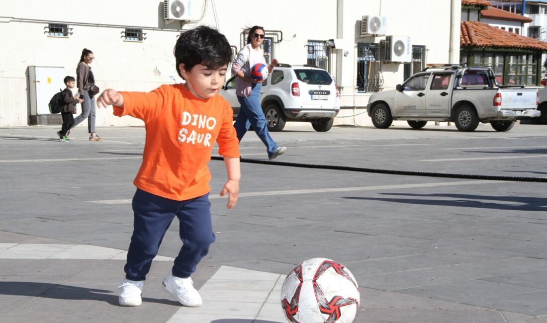 Manisa’nın Kula ilçesinde 19 Mayıs Atatürk’ü Anma, Gençlik ve Spor