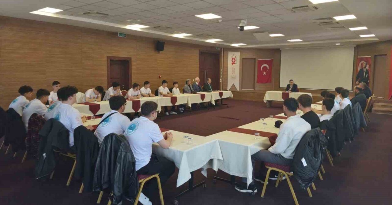 ’Kömürden Destana: Karaelmas’tan Şehitler Diyarına’ projesi çerçevesinde Zonguldaklı öğrenciler Çanakkale’ye