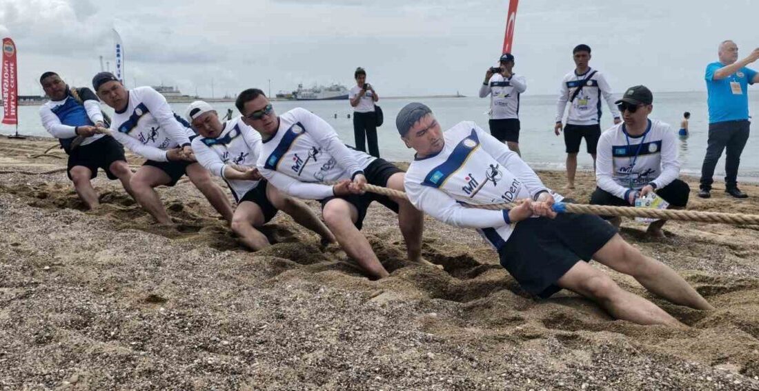 Mersin’in Silifke ilçesinde düzenlenen 2. Turan Cup Uluslararası Halat Çekme