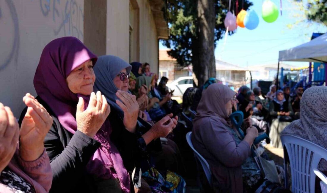Çanakkale’nin Eceabat ilçesinde geleneksel köy hayrı düzenlendi. Eceabat ilçesi Kumköy