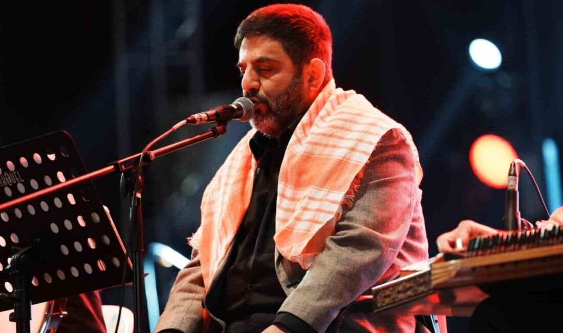 Antalya’nın Kumluca ilçesinde 27. Geleneksel Kumluca Tarım ve Seracılık Festivali