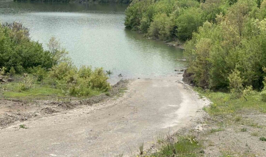 Tokat’ın Almus ilçesinde geçtiğimiz yıllarda su seviyesinin düştüğü baraj yatağına