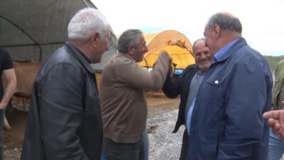 Kayseri’de Kurban Bayramı’na sayılı günler kala kurban pazarlarında pazarlıklar kızışırken,