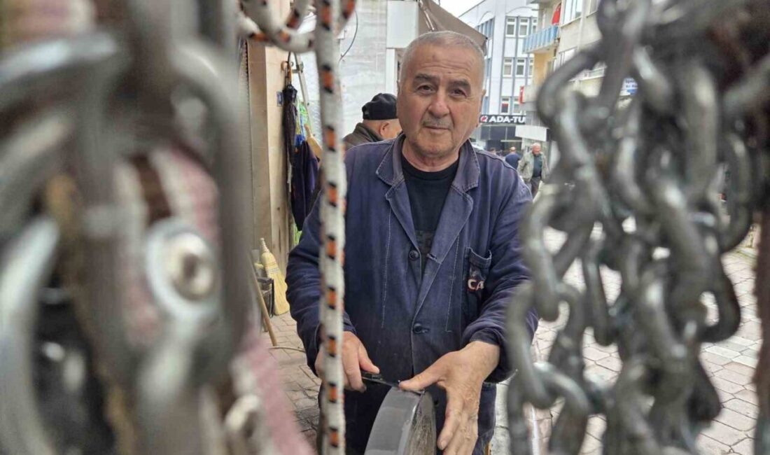 70 TL’ye eski bıçaklarını biletmeyi tercih ediyor. Kurban Bayramı 27
