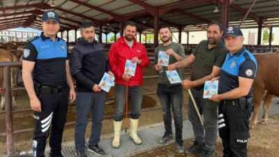 Erzincan’da polis ekipleri, Kurban Bayramı öncesinde yoğunluğun yaşandığı hayvan pazarlarında