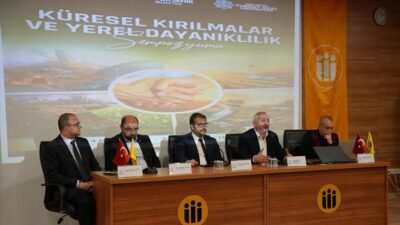 İnönü Üniversitesi ev sahipliğinde, Malatya Büyükşehir Belediyesi ve Turgut Özal