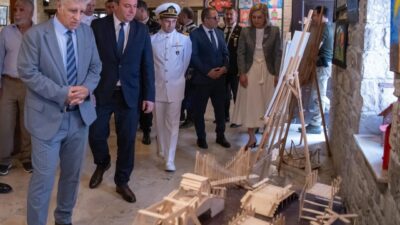 Kuşadası’nda ortaokul öğrencilerinin yıl boyunca hazırladığı 70 eser ve 100