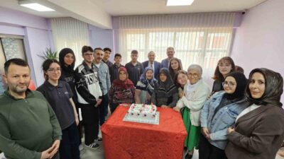 Kütahya Nafi Güral Fen Lisesi tarafından Anneler Günü etkinlikleri kapsamında