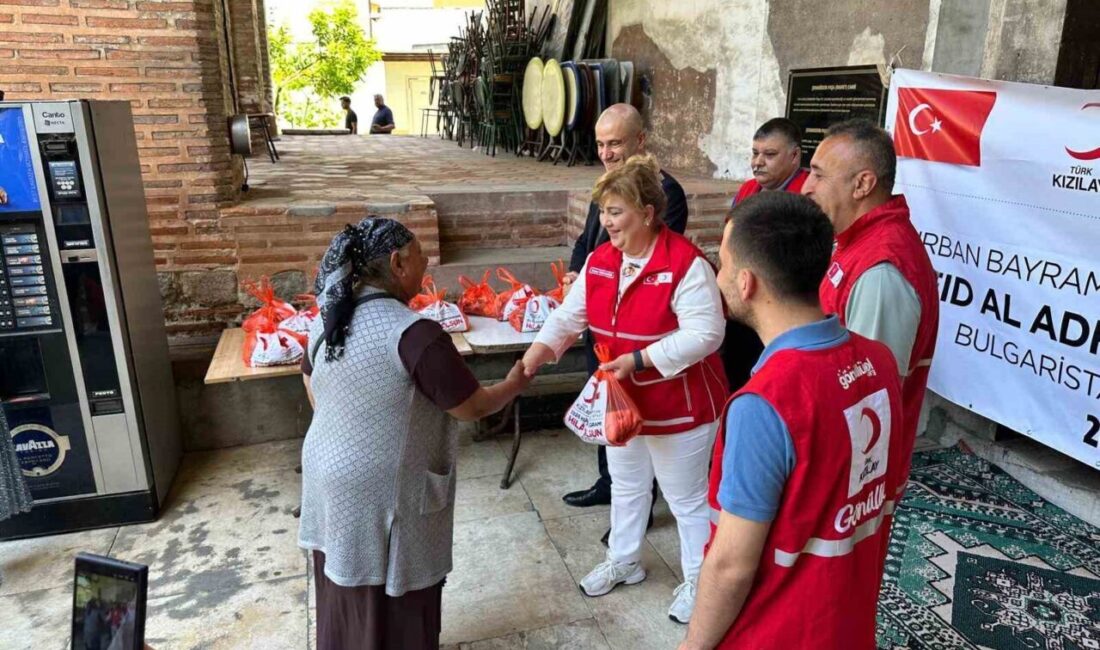 Türk Kızılay Yönetim Kurulu Üyesi ve Kütahyalı Semra Sarıışık Tozaraydın,