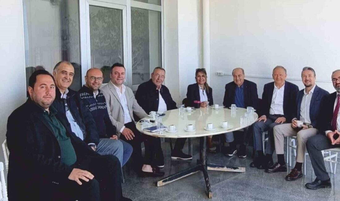 Kuşadası Kaymakamlığı tarafından düzenlenen ilçe yönetişim toplantısının ardından, Kuşadası Ticaret