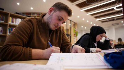 Kocaeli Büyükşehir Belediyesi, YKS ve LGS’ye hazırlanan öğrencilerden gelen yoğun