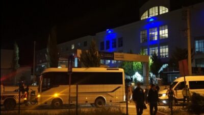 Burdur’un Gölhisar ilçesinde bulunan KYK yurdunda temizlik malzemelerin devrilerek tepkimeye