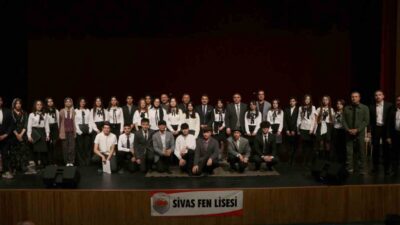 Sivas Fen Lisesi öğrencileri Aşık Veysel Şatıroğlu’nun yaşamını konu alan
