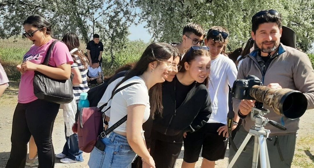 Çanakkale’de lise öğrencileri Çardak Sulak Alanında kuş gözlemi ardından çevre