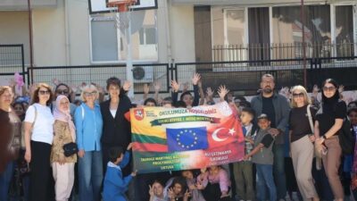 Erasmus+ programı kapsamında Türkiye’ye gelen Litvanyalı öğretmenler, Dikili Ali Çetinkaya