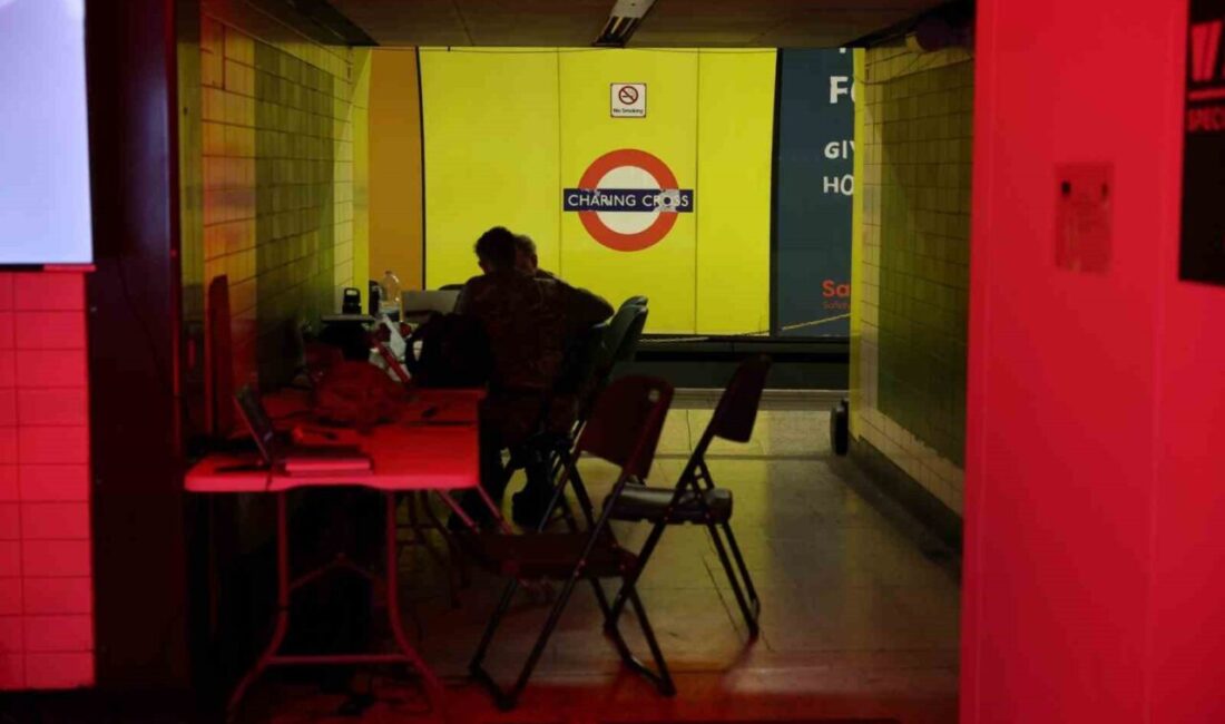 İngiltere Savunma Bakanlığı, başkent Londra’da kullanılmayan bir metro istasyonunun ABD,