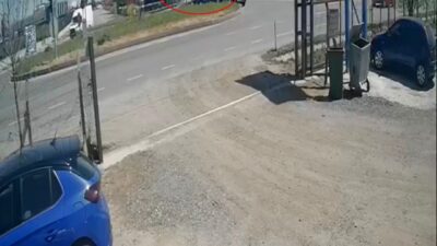 Kırklareli’nin Lüleburgaz ilçesi Evrensekiz beldesi sapağı kavşağında jandarma aracının panelvana