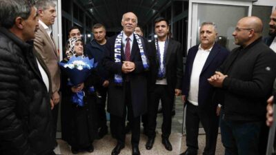 Erzurum’da yoğun katılımla düzenlenen programda ETSO başkanlığına adaylığını açıklayan kent